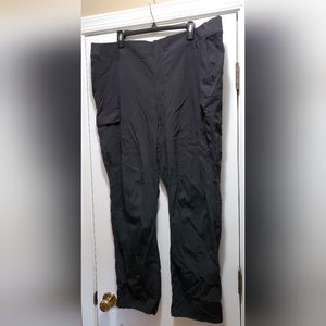Athleta Trekkie Utility Cargo Pant 22